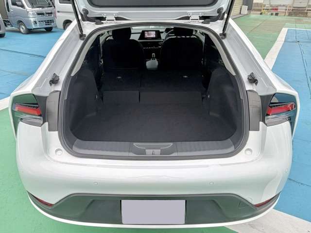 トヨタ プリウス １．８ Ｘ R5年 (甲信越・北陸) 99
