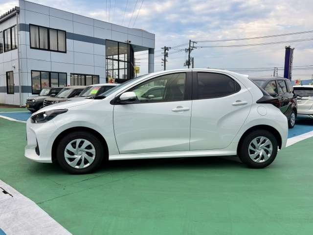 トヨタ ヤリス １．５ ハイブリッド Ｘ R5年 (甲信越・北陸) 99