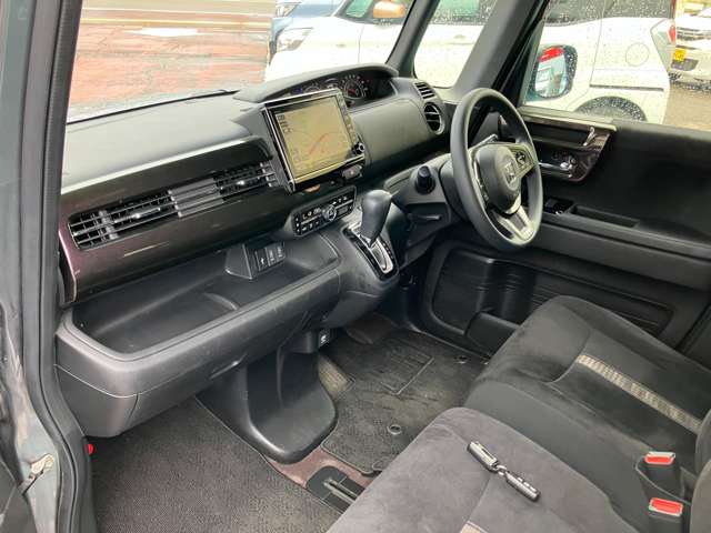 ホンダ Ｎ　ＢＯＸ カスタム ６６０ Ｇ ＥＸ ホンダセンシング ４ＷＤ R1年 (甲信越・北陸) 99