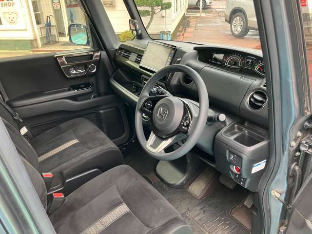 ホンダ Ｎ　ＢＯＸ カスタム ６６０ Ｇ ＥＸ ホンダセンシング ４ＷＤ R1年 (甲信越・北陸) 99