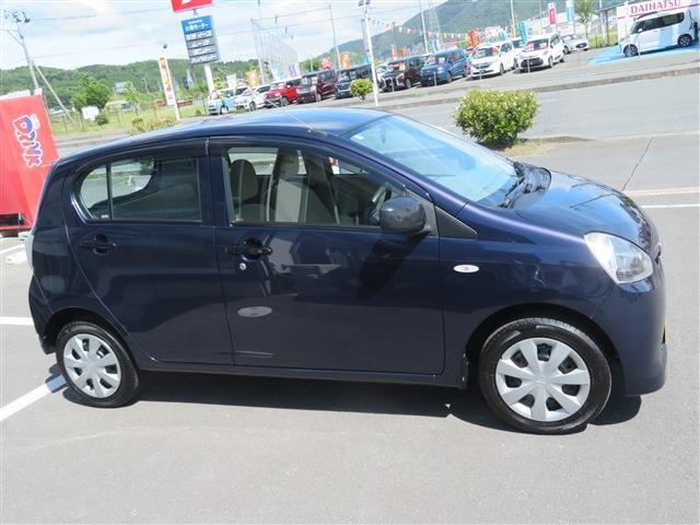 ダイハツ ミラ　イース ６６０ ＬＦメモリアルエディション ４ＷＤ H25年 (東北) 99