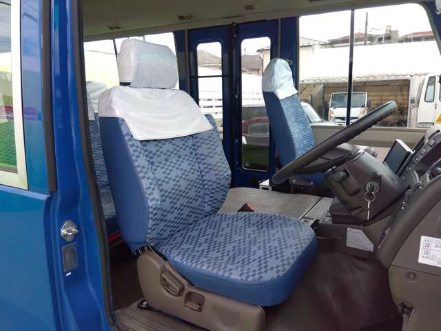 三菱フソウ ローザ ３．０Ｄターボ H30年 (関東) 99