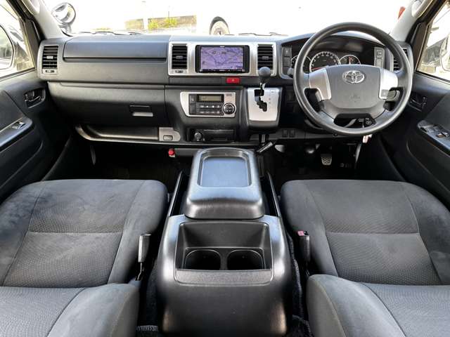 トヨタ ハイエースバン ２．０ スーパーＧＬ ロング R1年 (関東) 99