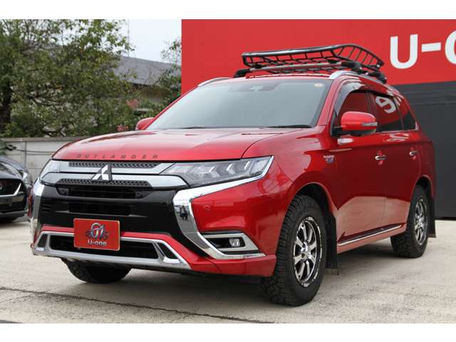 三菱 アウトランダーＰＨＥＶ ２．４ Ｇ プレミアムパッケージ ４ＷＤ R1年 (関東) 99