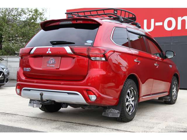 三菱 アウトランダーＰＨＥＶ ２．４ Ｇ プレミアムパッケージ ４ＷＤ R1年 (関東) 99