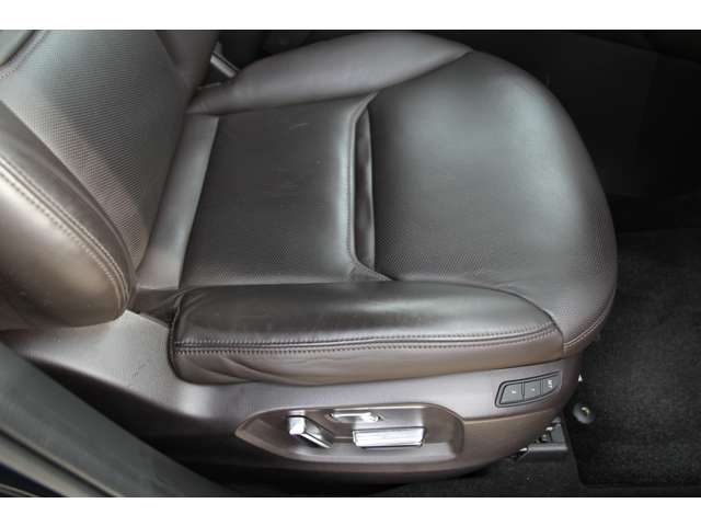 マツダ ＣＸ−８ ２．２ ＸＤ Ｌパッケージ ディーゼルターボ H30年 (関東) 99