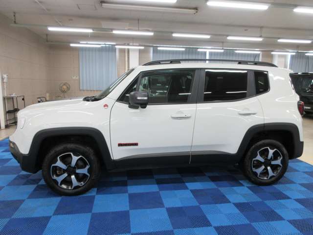 ジープ レネゲード トレイルホーク ４ＷＤ R2年 (関東) 99