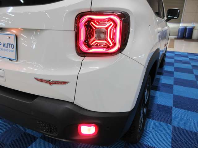 ジープ レネゲード トレイルホーク ４ＷＤ R2年 (関東) 99