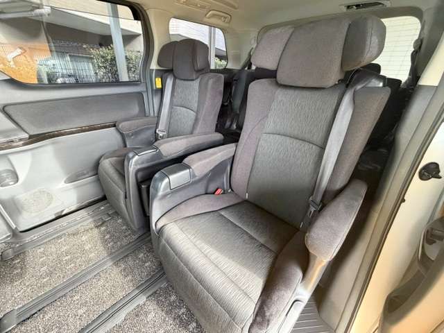 トヨタ ヴェルファイア ２．４Ｚ　Ｇエディション H24年 (関東) 99