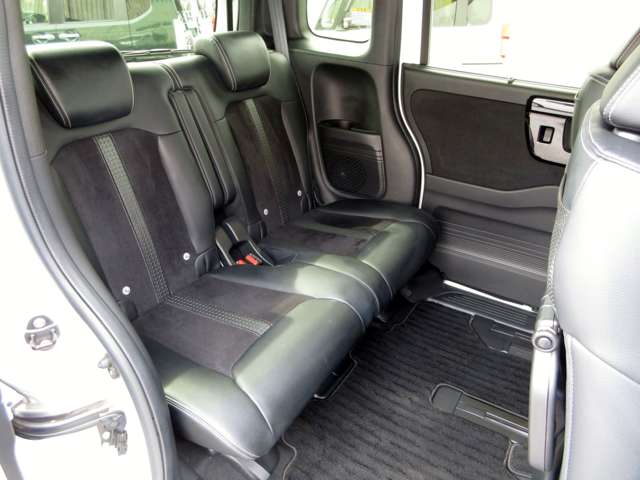 ホンダ Ｎ　ＢＯＸ カスタム ６６０ ＥＸ ターボ R4年 (関東) 99
