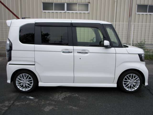 ホンダ Ｎ　ＢＯＸ カスタム ６６０ ＥＸ ターボ R4年 (関東) 99