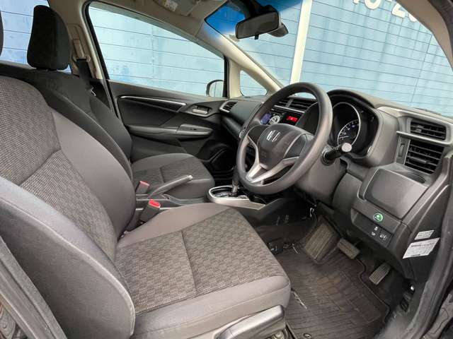 ホンダ フィット １．３ １３Ｇ Ｆパッケージ H25年 () 99