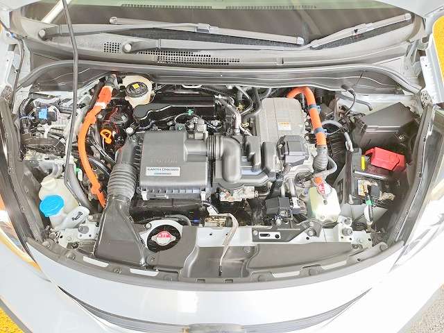 ホンダ フィット　ハイブリッド １．５ Ｅ：ＨＥＶ クロスター R2年 (関東) 99