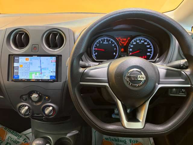 日産 ノート １．２ Ｘ H29年 (近畿) 99