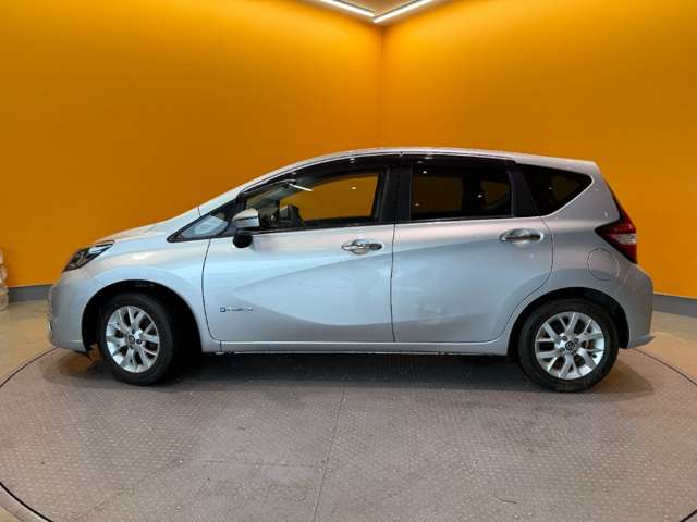日産 ノート １．２ Ｅ－ＰＯＷＥＲ Ｘ R1年 (近畿) 99