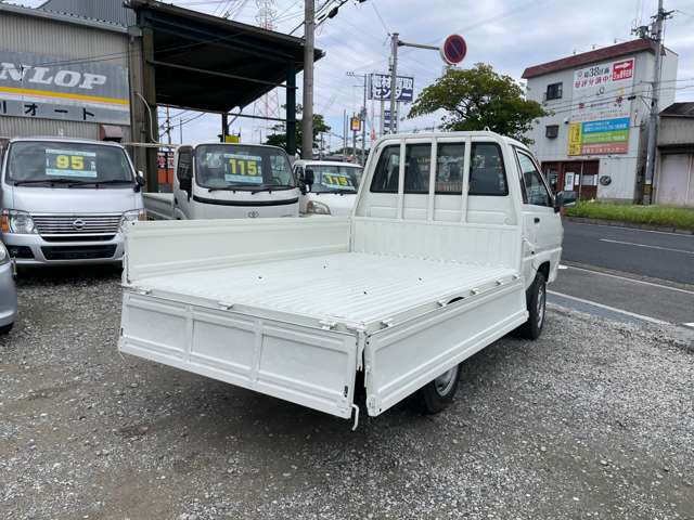 トヨタ タウンエーストラック １．８ シングルジャストロー ＤＸ スチールデッキ 三方開 ４ＷＤ H17年 (近畿) 99