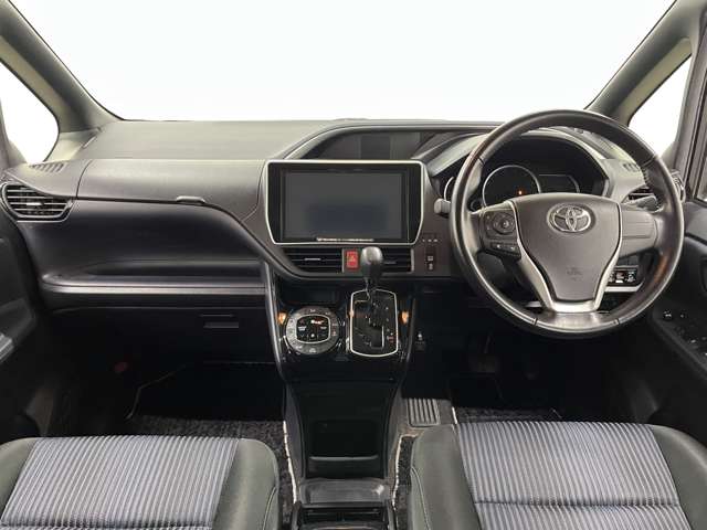 トヨタ ヴォクシー ２．０ ＺＳ 煌ＩＩ H28年 () 99