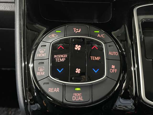 トヨタ ヴォクシー ２．０ ＺＳ 煌ＩＩ H28年 () 99