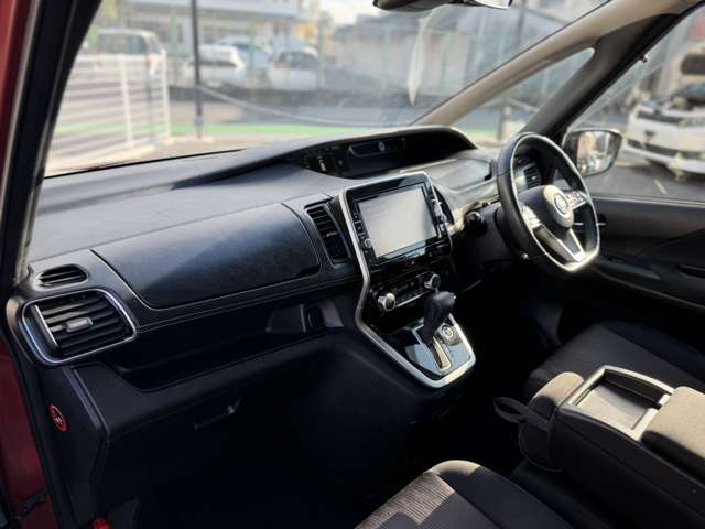 日産 セレナ ２．０ ハイウェイスター Ｖセレクション H30年 (近畿) 99