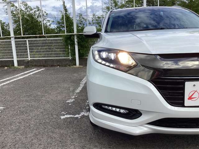 ホンダ ヴェゼル １．５ ハイブリッド Ｚ ホンダセンシング H29年 (四国) 99