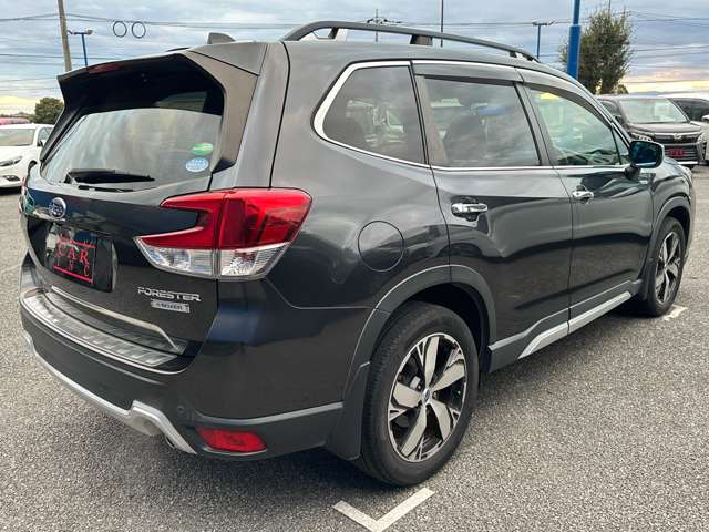 スバル フォレスター　ハイブリッド ２．０ アドバンス ４ＷＤ H30年 (関東) 99