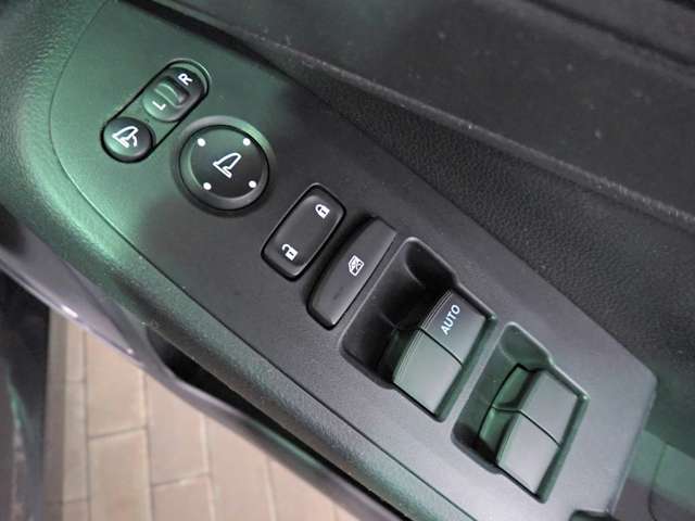 ホンダ ヴェゼル １．５ Ｇ R3年 (近畿) 99