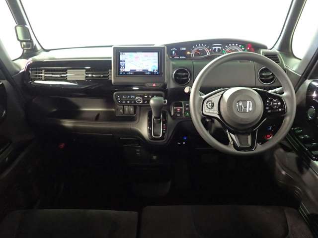 ホンダ Ｎ　ＢＯＸ カスタム ６６０ Ｌ R4年 (近畿) 99
