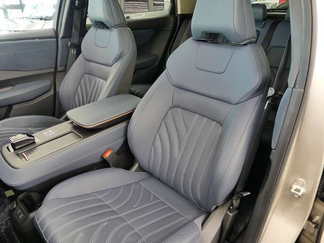 日産 アリア Ｂ６ Ｅ－４ＯＲＣＥ リミテッド ４ＷＤ R5年 (東海) 99
