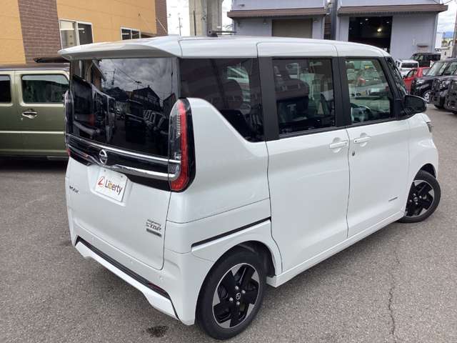 日産 ルークス ６６０ ハイウェイスターＸ アーバンクロム プロパイロット エディション R3年 (近畿) 99