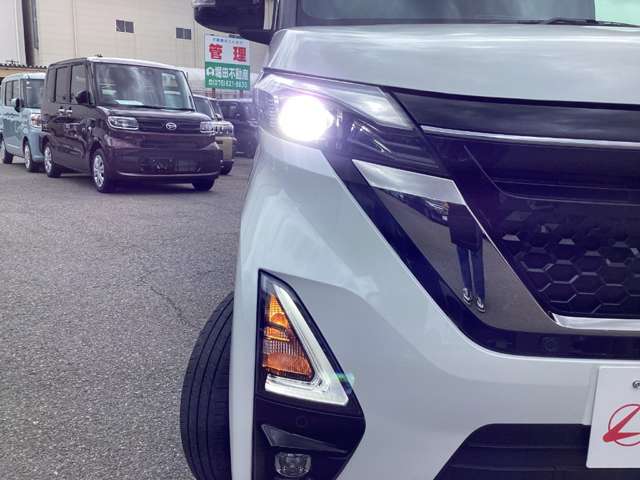 日産 ルークス ６６０ ハイウェイスターＸ アーバンクロム プロパイロット エディション R3年 (近畿) 99