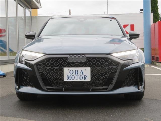 アウディ ＲＳ３　スポーツバック ２．５ ４ＷＤ R7年 (東北) 99