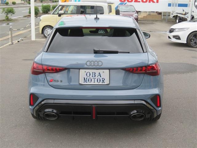 アウディ ＲＳ３　スポーツバック ２．５ ４ＷＤ R7年 (東北) 99