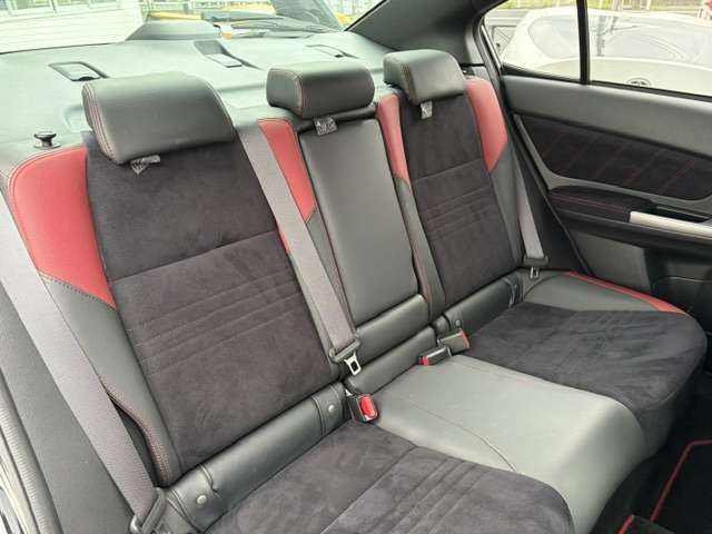 スバル ＷＲＸ　ＳＴＩ ＳＴＩ ２．０ タイプＳ ４ＷＤ H27年 (関東) 99