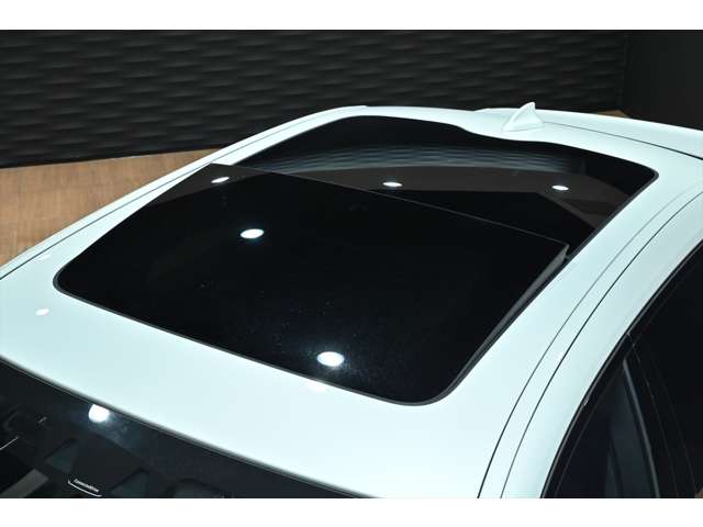 ＢＭＷ ７シリーズ Ｍ７６０ＬＩ Ｘドライブ ４ＷＤ R1年 (関東) 99