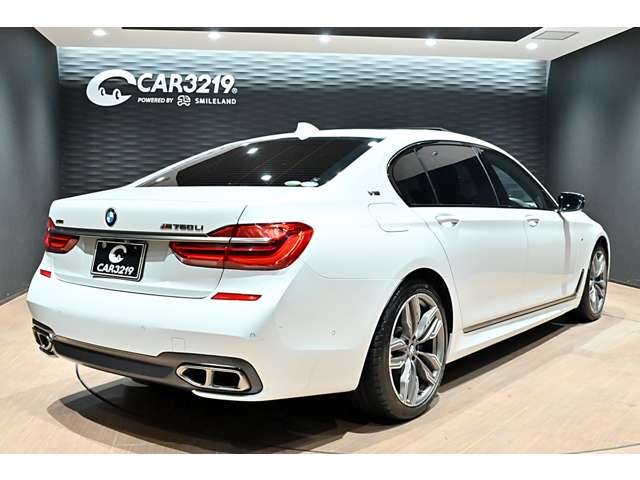 ＢＭＷ ７シリーズ Ｍ７６０ＬＩ Ｘドライブ ４ＷＤ R1年 (関東) 99