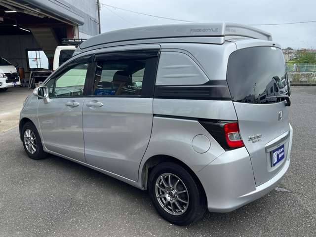 ホンダ フリードスパイク ホワイトハウス H25年 (関東) 99