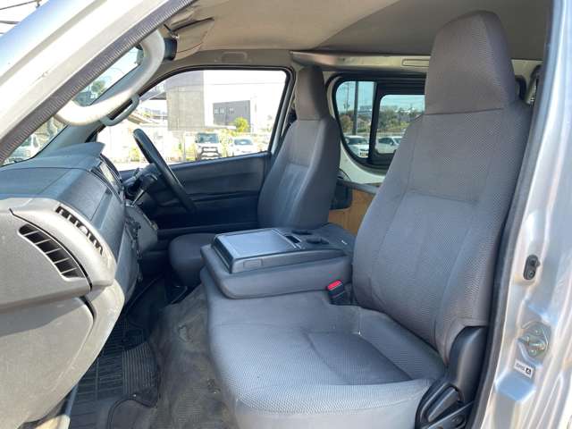 トヨタ ハイエースバン ２．０ ＤＸ ロング H27年 (近畿) 99