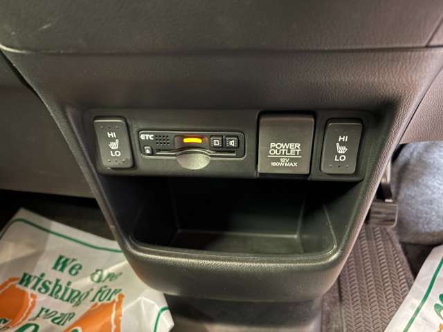 ホンダ Ｎ　ＢＯＸ ６６０ カスタムＧ ＳＳパッケージ H29年 (近畿) 99