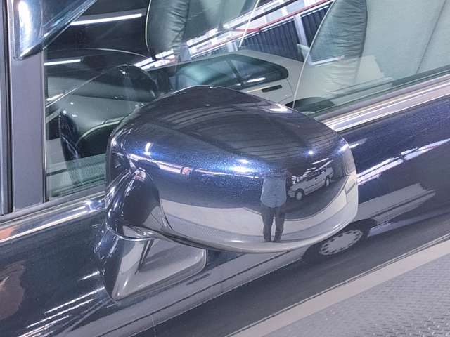 日産 ティーダ １．５ アクシス H22年 (近畿) 99