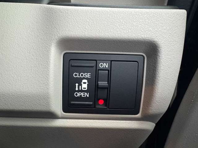 ホンダ Ｎ　ＢＯＸ ６６０ R8年 (近畿) 99