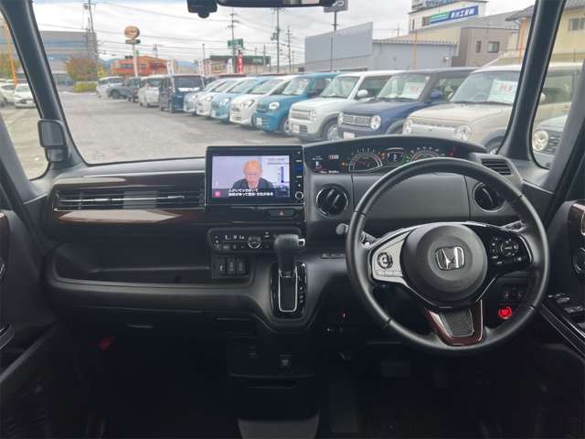 ホンダ Ｎ　ＢＯＸ カスタム ６６０ Ｌ ターボ コーディネートスタイル R3年 (近畿) 99