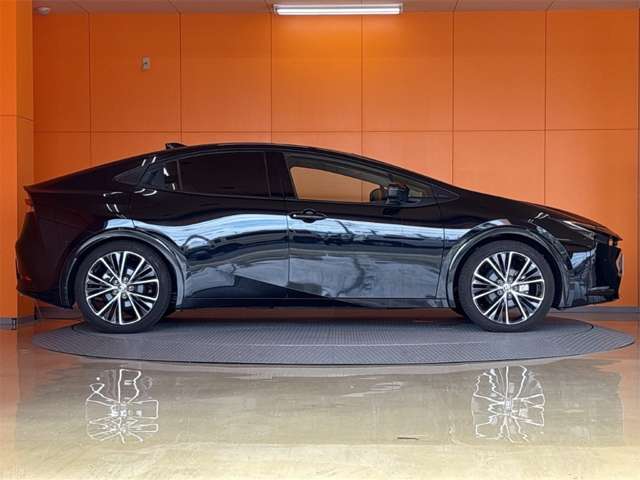 トヨタ プリウス ２．０ Ｚ R8年 (近畿) 99
