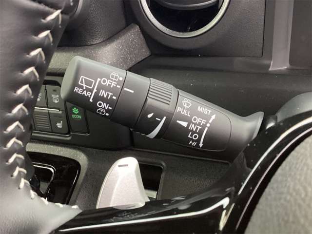 ホンダ Ｎ　ＢＯＸ カスタム ６６０ ターボ コーディネートスタイル モノトーン R8年 (近畿) 99