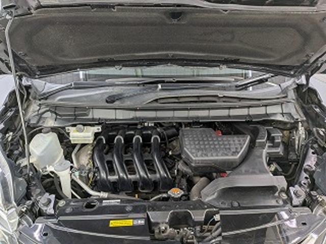 日産 セレナ ２．０ ハイウェイスター ４ＷＤ H28年 (東北) 99