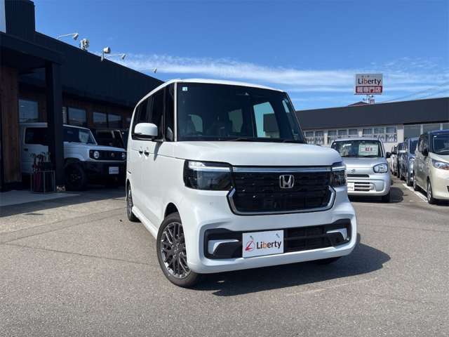 ホンダ Ｎ　ＢＯＸ カスタム ６６０ ターボ R8年 (四国) 99