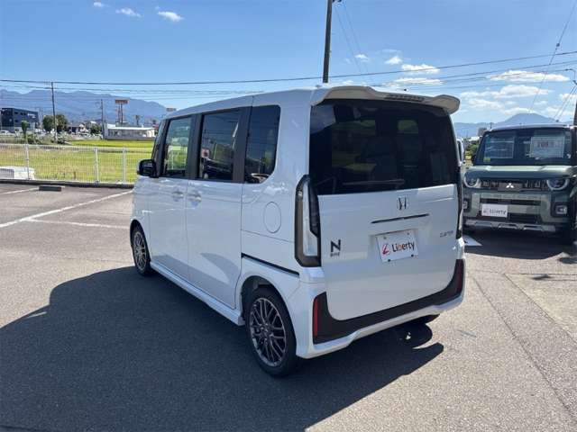 ホンダ Ｎ　ＢＯＸ カスタム ６６０ ターボ R8年 (四国) 99