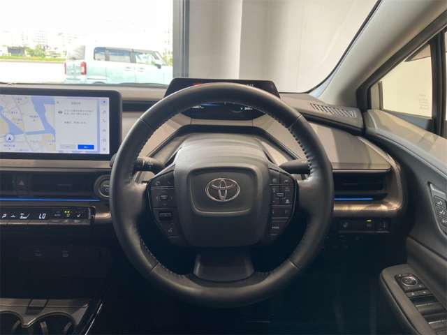 トヨタ プリウス ２．０ Ｚ R5年 (近畿) 99