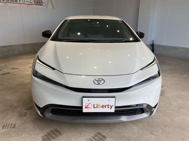 トヨタ プリウス ２．０ Ｚ R5年 (近畿) 99