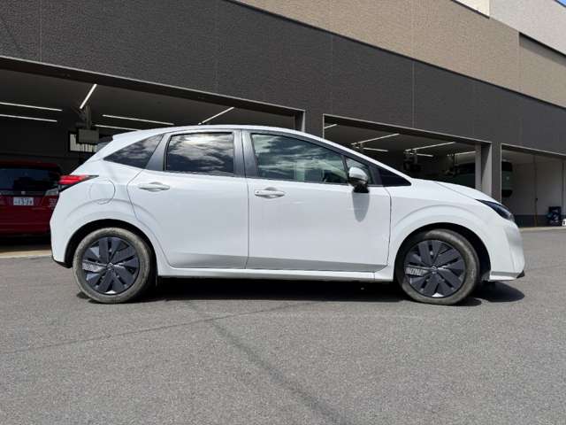 日産 ノート １．２ Ｘ R5年 (近畿) 99