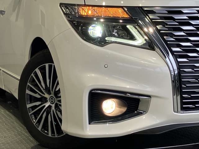 日産 エルグランド ３．５ ３５０ハイウェイスター プレミアム R3年 () 99